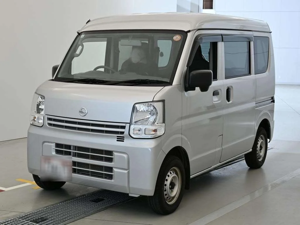 Nissan NV100 Clipper DR17V 2022